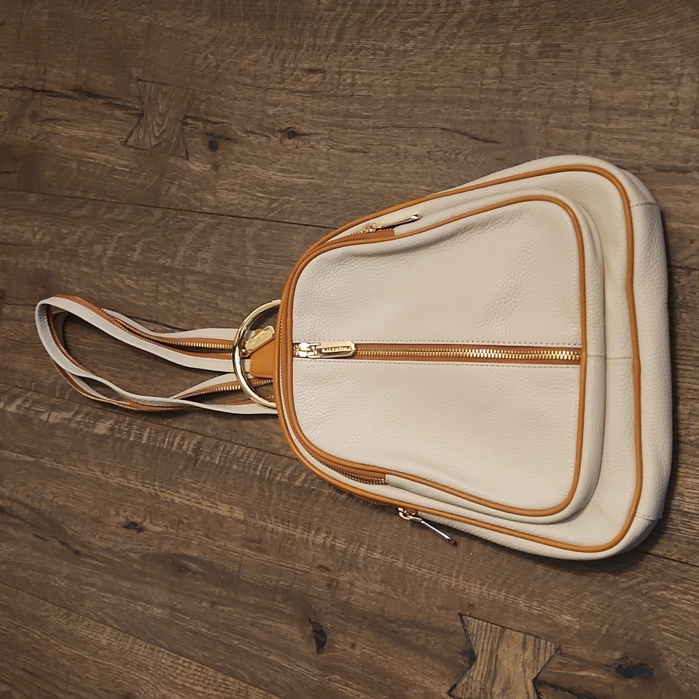 Valentina back pack